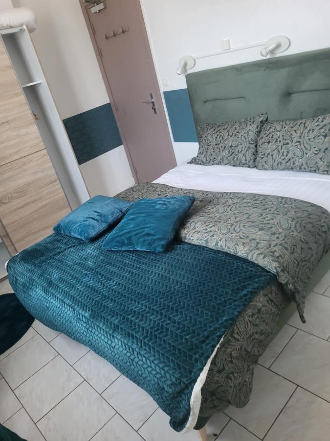 Hotel Akwaba Chez Ouli Levens Zewnętrze zdjęcie