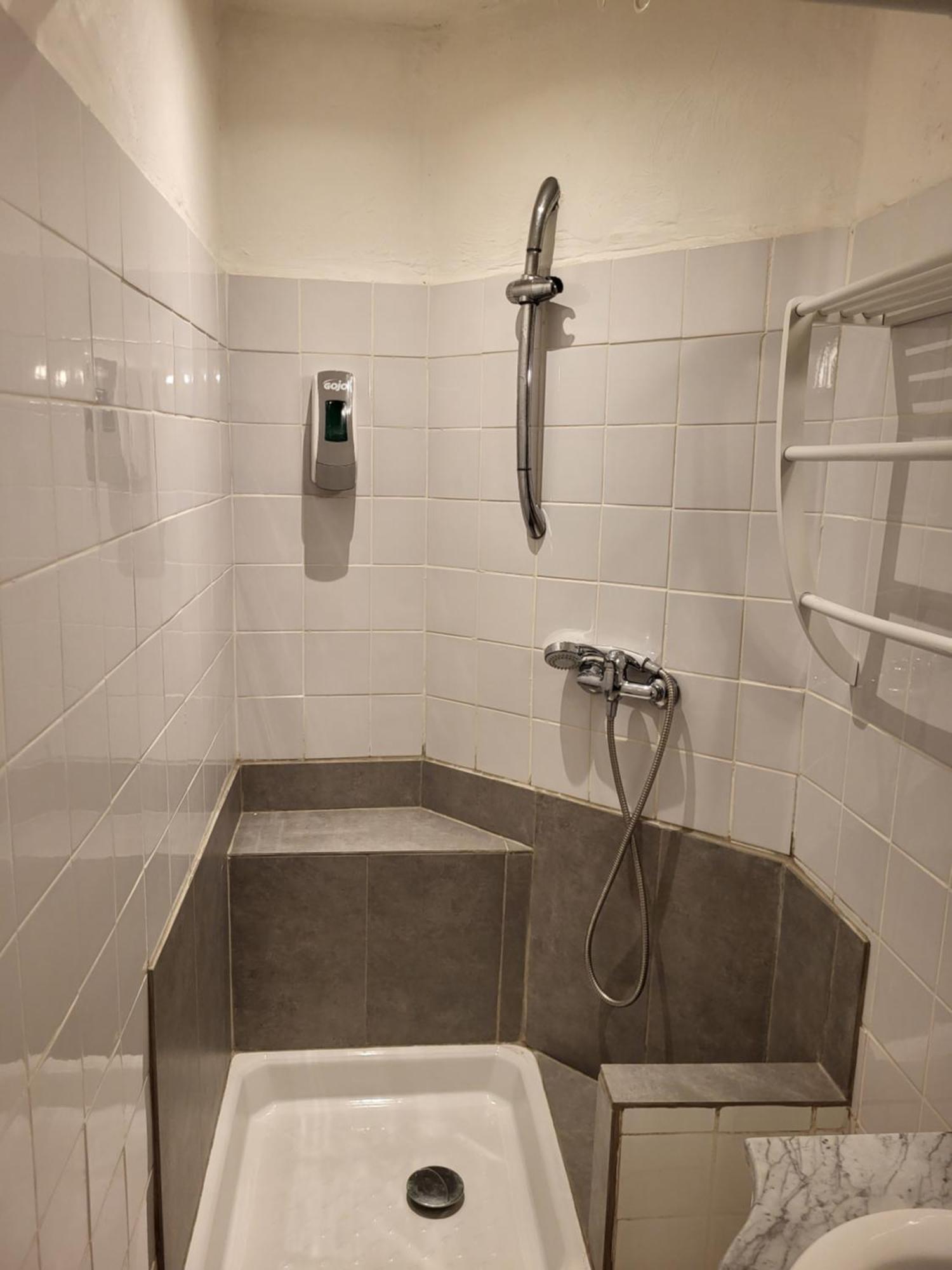Hotel Akwaba Chez Ouli Levens Zewnętrze zdjęcie